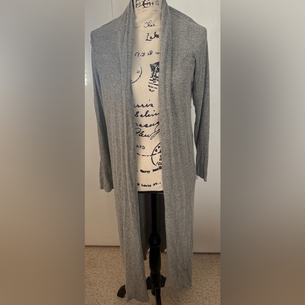 Lisa Rinna collection duster! 🩶